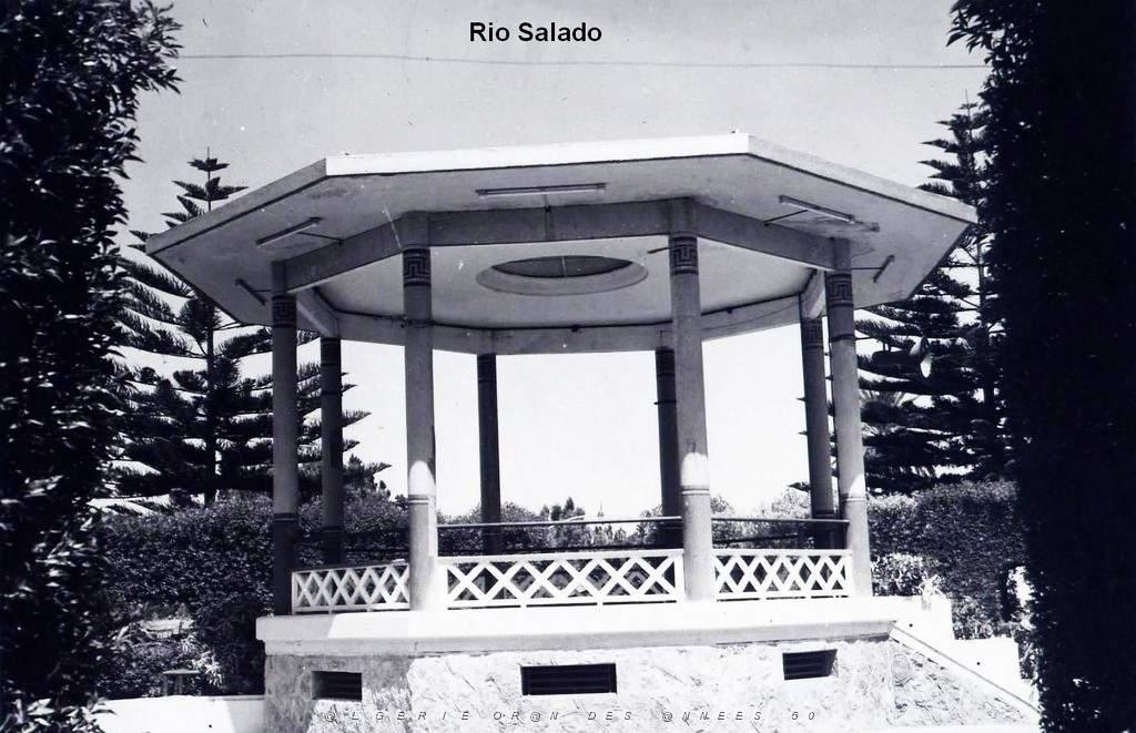 Rio Salado - Kiosque 02.jpg